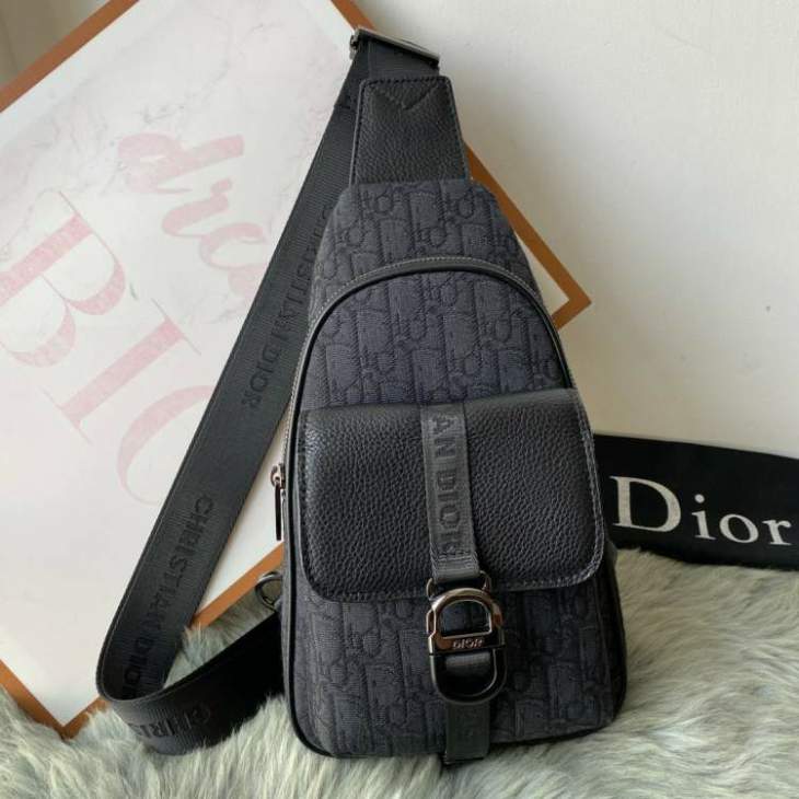 Picture of Dior Mens Bags _SKUfw239312059fw
